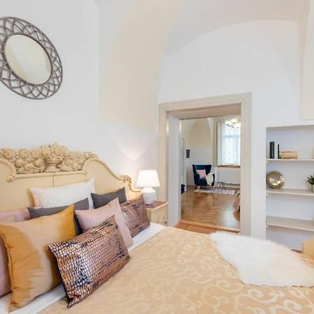 Rose Apartments / Romantic & Cozy / City Center 布拉格 外观 照片
